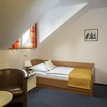 파빌리온 3* Říčany