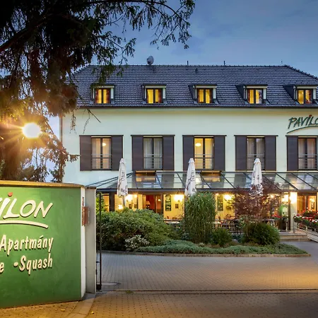 Hotel Pavilon 3*