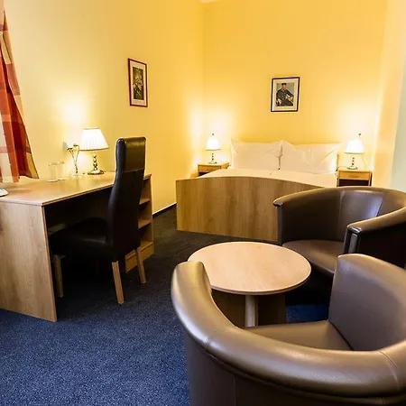 Hotel Pavilon 3*