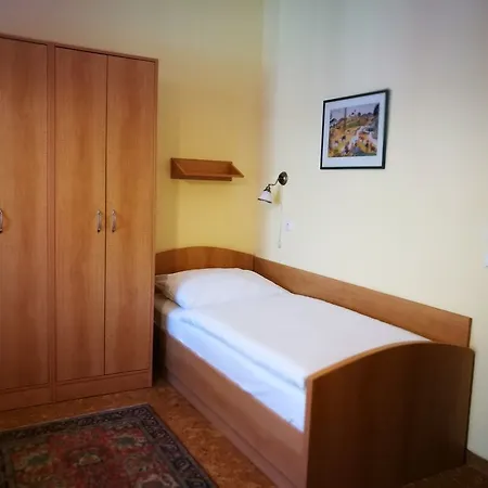 Hotel Pavilon Ricany (Central Bohemian)