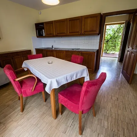Pavilon Hotel