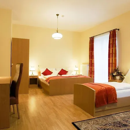 Pavilon Hotel